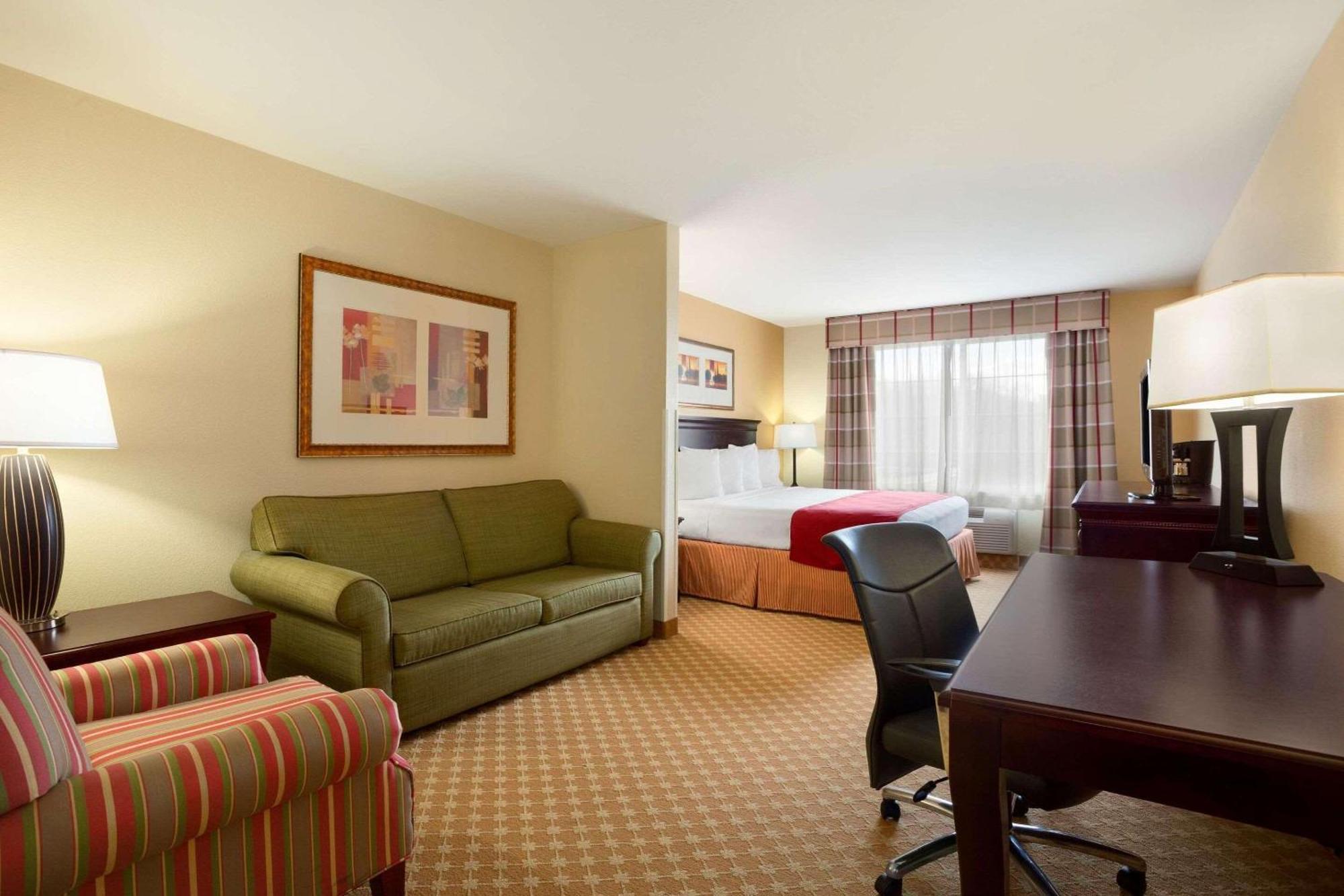 Country Inn & Suites By Radisson, Washington At Meadowlands, Pa Exterior foto